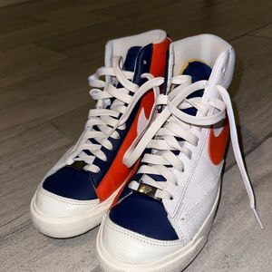 Nike blazers Orange and black